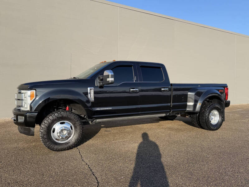 2017 Ford F-350 Super Duty Platinum