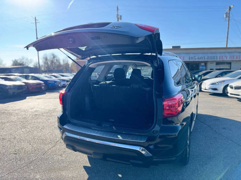 2017 Nissan Pathfinder