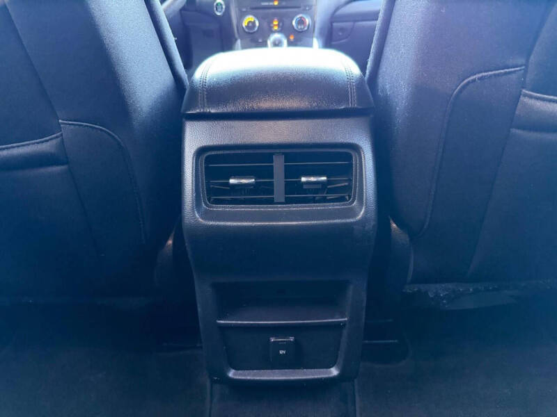 2017 Ford Edge SE