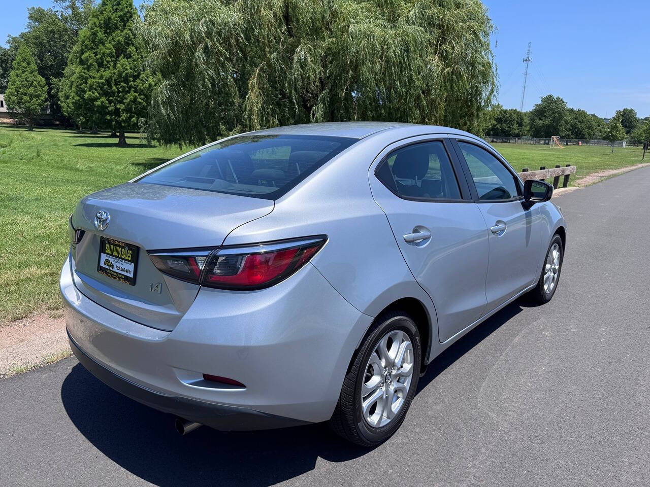 2018 Toyota Yaris iA 23