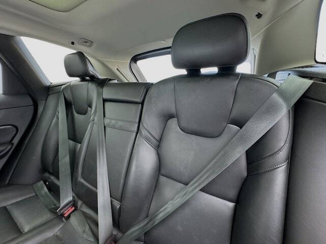 2023 Volvo XC60 B5 Core