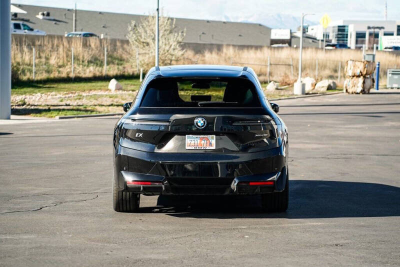 2025 BMW iX xDrive50