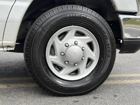 2016 Ford E-Series E-350 SD