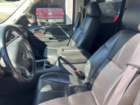 2011 GMC Yukon XL SLT