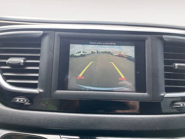 2021 Chrysler Voyager LX