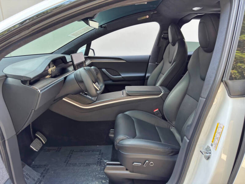 2023 Tesla Model X Standard Range