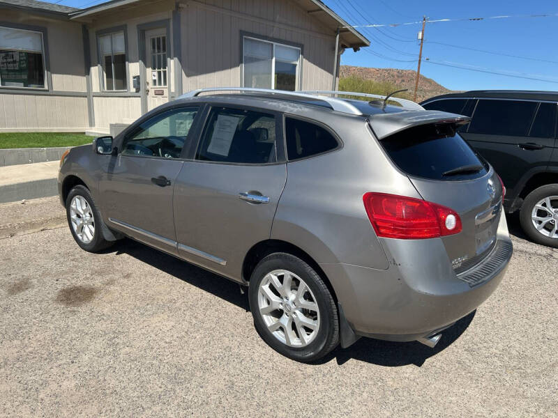 2011 Nissan Rogue S