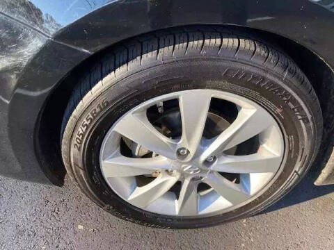 2014 Hyundai Accent SE