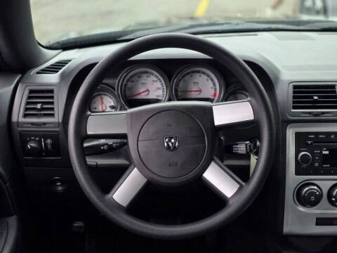 2010 Dodge Challenger SE