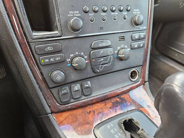 2006 Volvo V70 2.5T