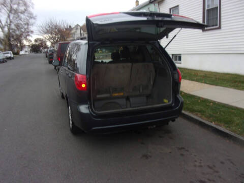 2008 Toyota Sienna