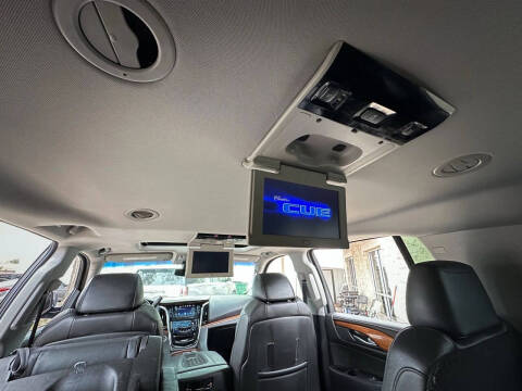 2017 Cadillac Escalade ESV Premium Luxury