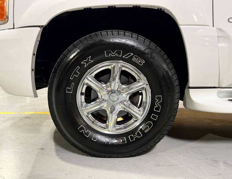 2000 Cadillac Escalade