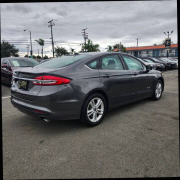 2018 Ford Fusion Hybrid SE