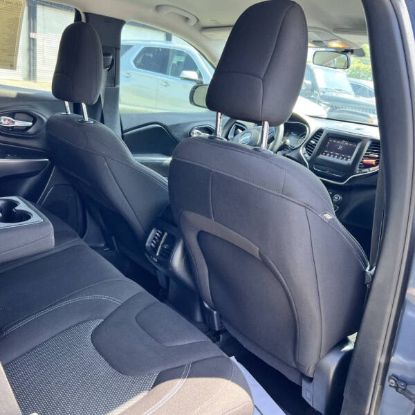 2020 Jeep Cherokee Latitude