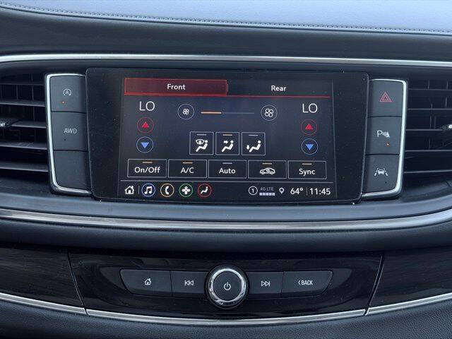 2023 Buick Enclave Essence
