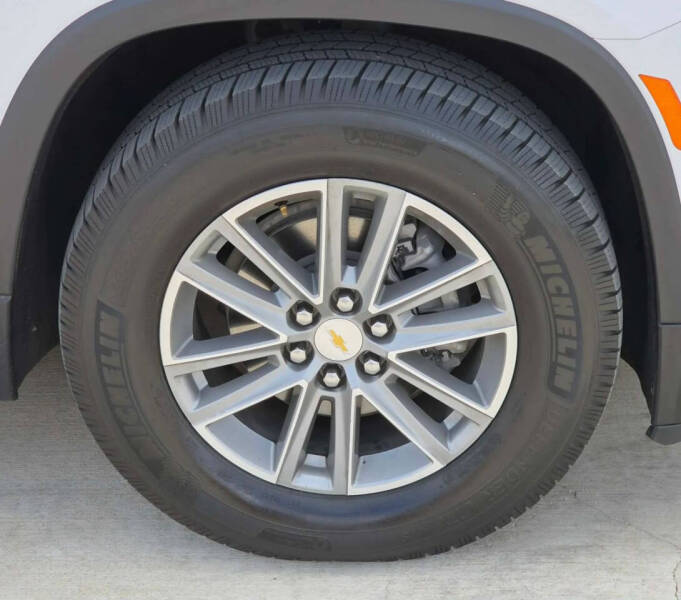 2022 Chevrolet Traverse LT Cloth