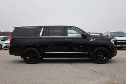 2022 GMC Yukon XL SLT