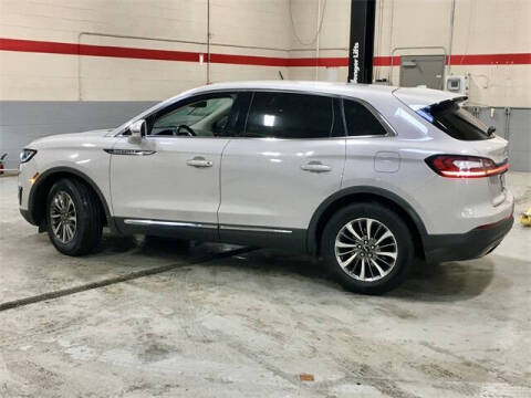 2019 Lincoln Nautilus Select