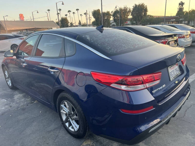 2019 Kia Optima S