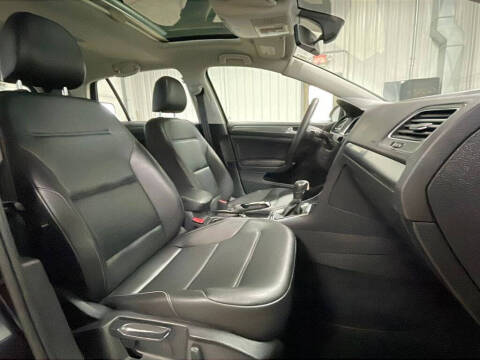 2021 Volkswagen Golf TSI