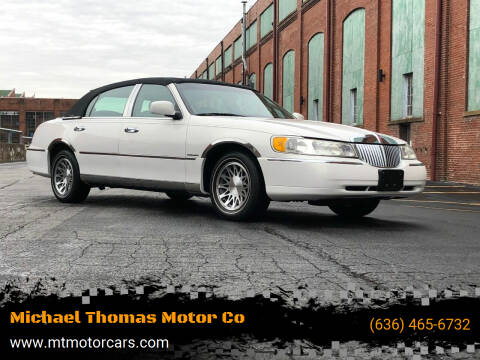 2000 Lincoln Town Car for sale at Michael Thomas Motor Co in Saint Charles MO