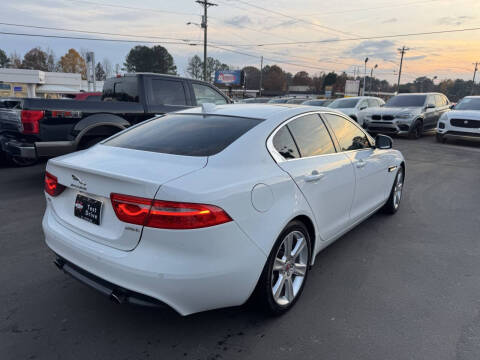 2017 Jaguar XE 25t Prestige