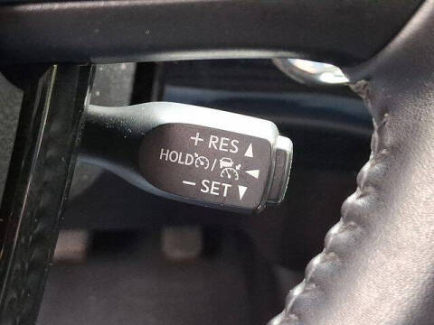 2019 Toyota Prius XLE AWD-e