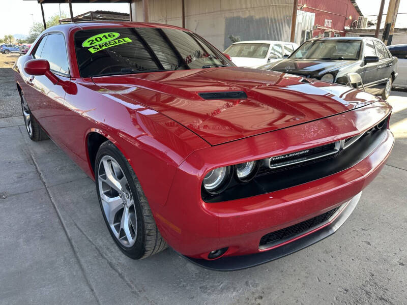 2016 Dodge Challenger SXT