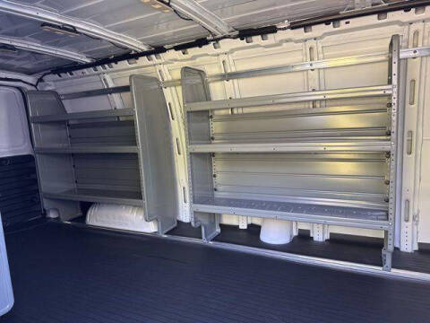 2025 GMC Savana 3500