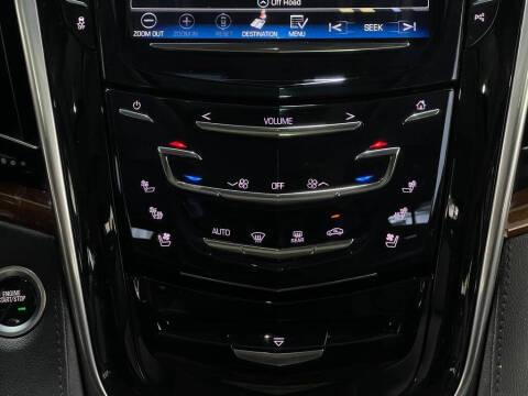 2018 Cadillac Escalade ESV Luxury