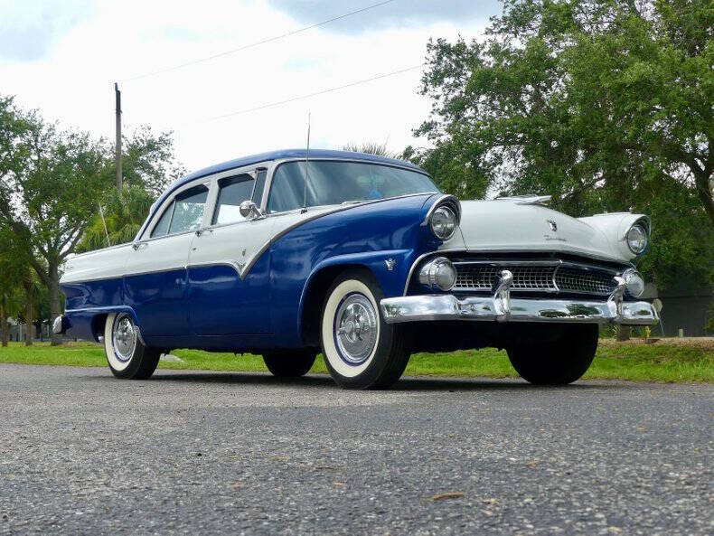 1955 Ford Fairlane