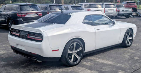 2015 Dodge Challenger R/T Plus Shaker