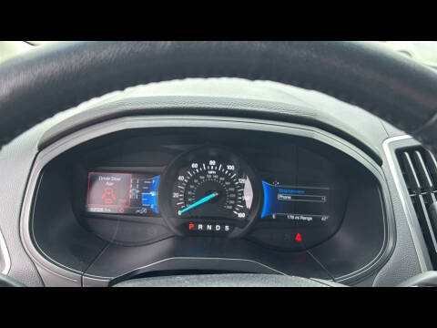 2022 Ford Edge Titanium