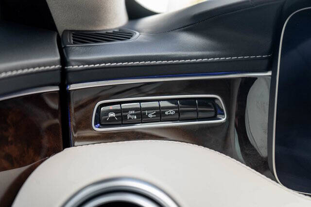 2018 Mercedes-Benz S-Class 24