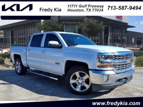 2017 Chevrolet Silverado 1500 for sale at FREDY USED CAR SALES in Houston TX