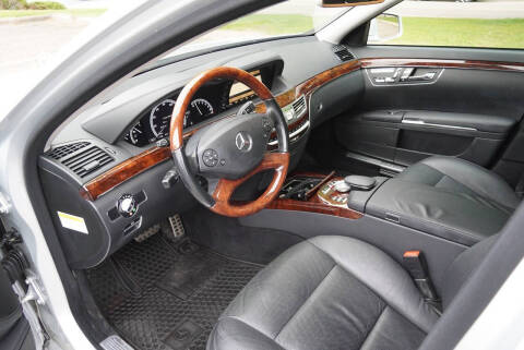 2011 Mercedes-Benz S-Class S 550 4MATIC