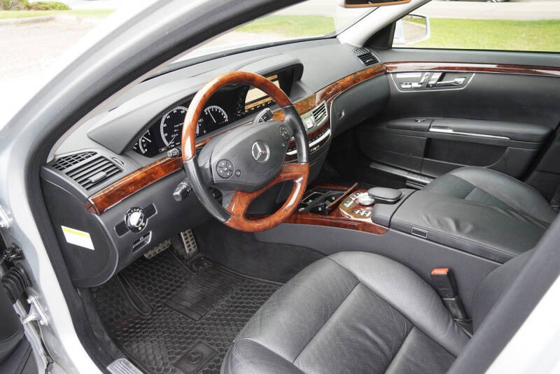 2011 Mercedes-Benz S-Class S 550 4MATIC