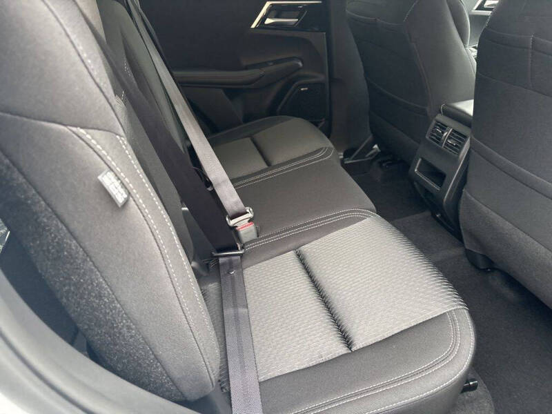 2026 Mitsubishi Outlander ES