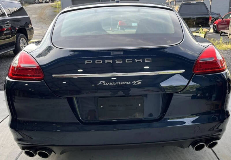 2011 Porsche Panamera