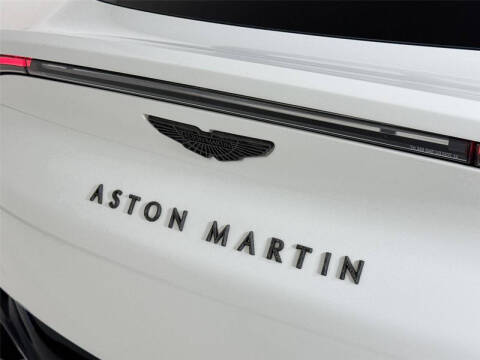 2021 Aston Martin DBX