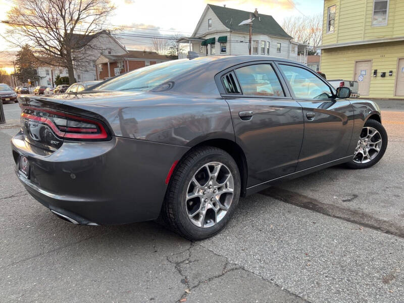 2015 Dodge Charger SXT