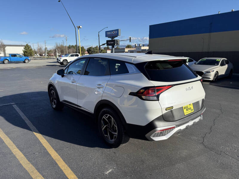 2024 Kia Sportage LX