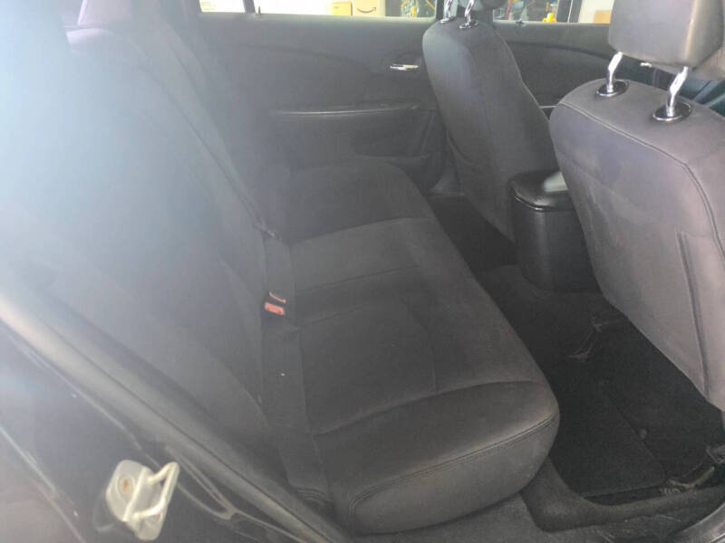 2012 Chrysler 200 LX