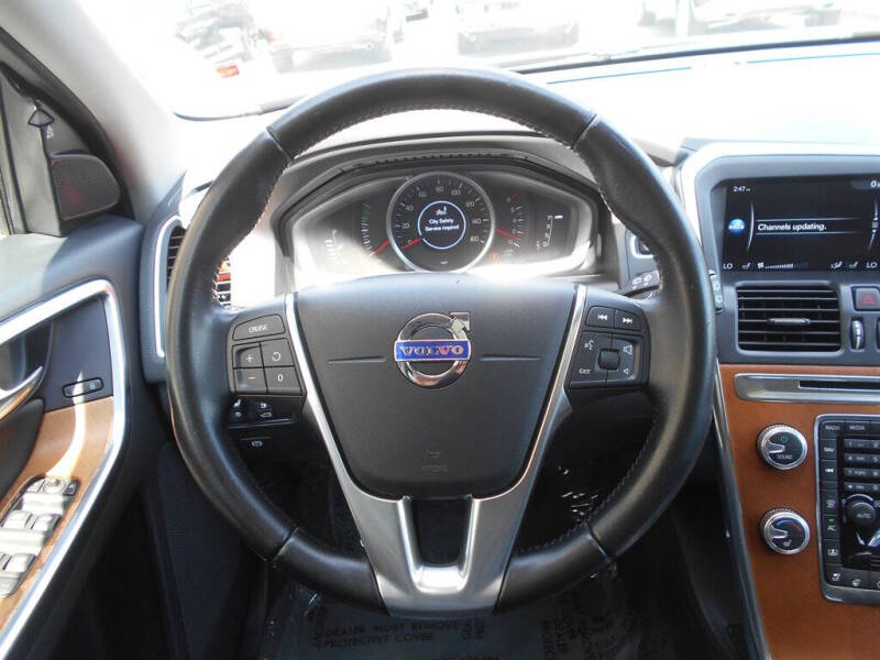 2017 Volvo XC60 T5 Inscription