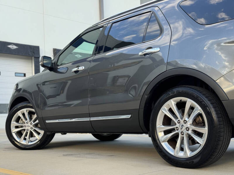 2019 Ford Explorer Limited