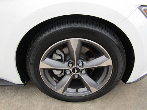 2015 Ford Mustang V6