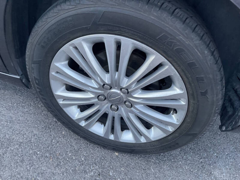 2014 Chrysler 300 C