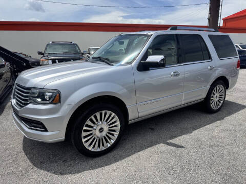 2017 Lincoln Navigator Select