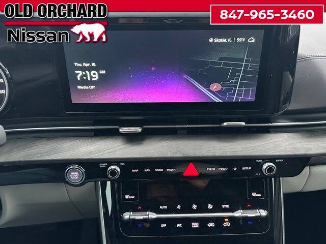 2024 Kia Carnival EX